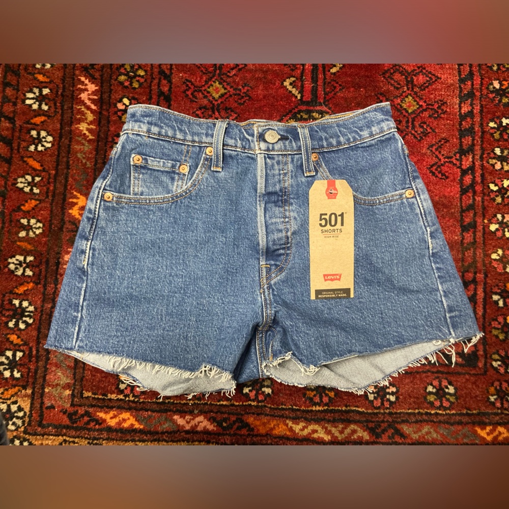 LEVI’S 501 Shorts High Rise Size 0/25 NWT